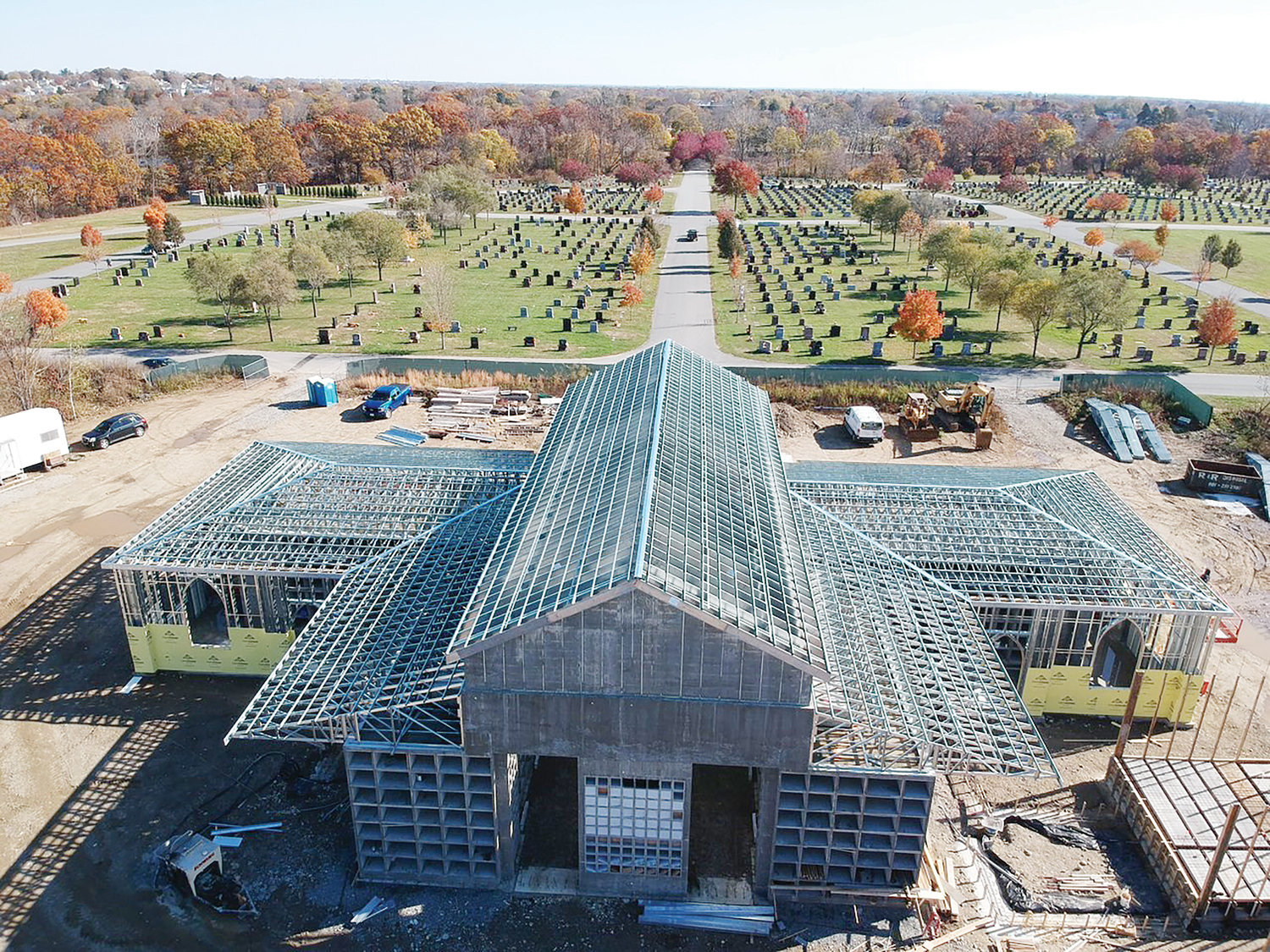 The mausoleum, which is under construction, will contain 2,086 casket spaces, 552 marble front niches and 122 glass front niches.