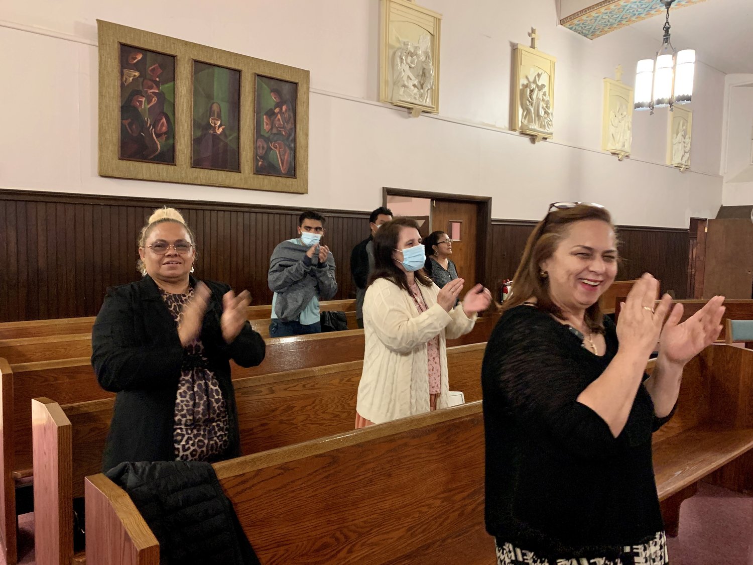 Participantes del taller para Músicos y Servidores grupos de oración de la Renovación Carismática de la diócesis de Providence.